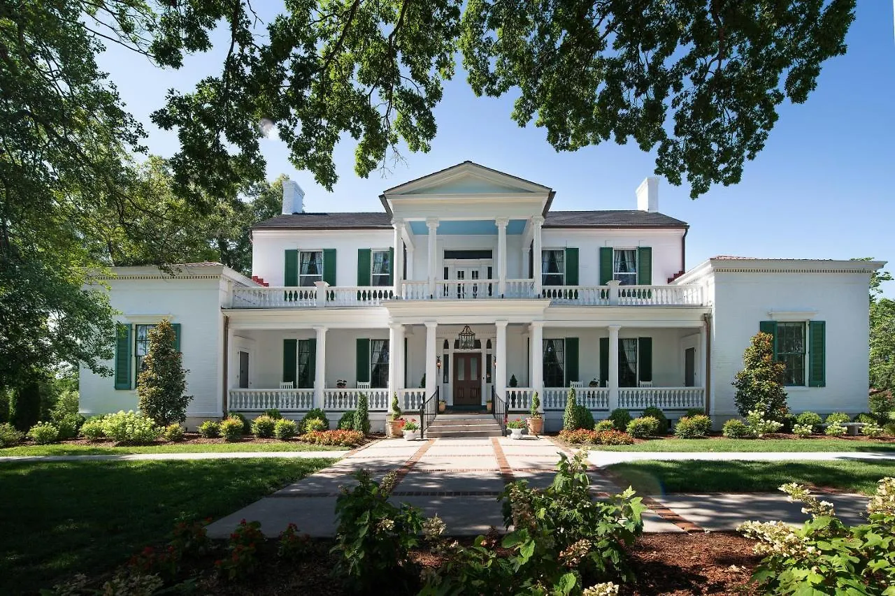 Belle Air Mansion And Inn Nashville Bed & Breakfast