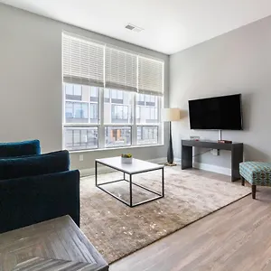 Mint House - Capitol Square Aparthotel