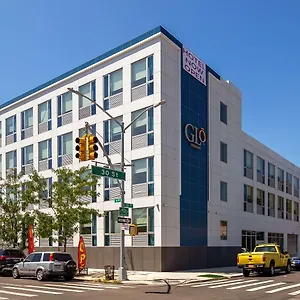 Glo Western Brooklyn Nyc Hotel